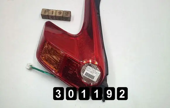 Nissan Juke I F15 Rear/tail lights