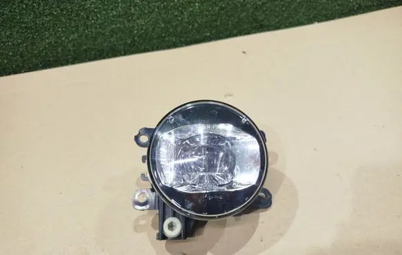 Renault Koleos II Front fog light 261556200R 90087755