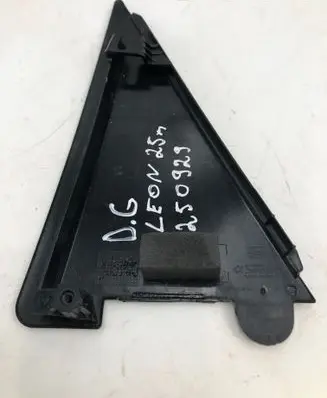 Seat Leon IV Other rear door trim element 5fe839638