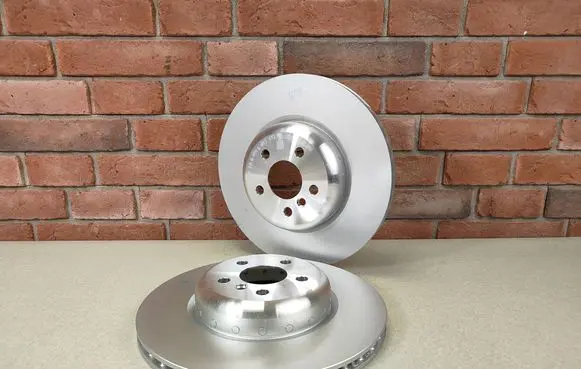 BMW 5 G30 G31 G38 Rear brake disc 8853554