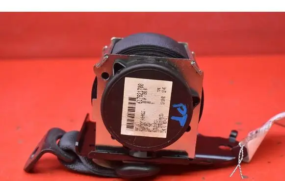 Peugeot 4008 Front seatbelt 6176638