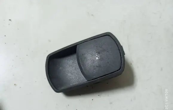 Opel Corsa D Electric window control switch 13189333 315625731