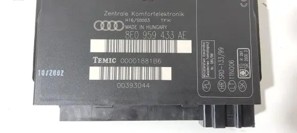Audi A4 S4 B6 8E 8H Comfort/convenience module 8E0959433AE 00393044 00001881B6