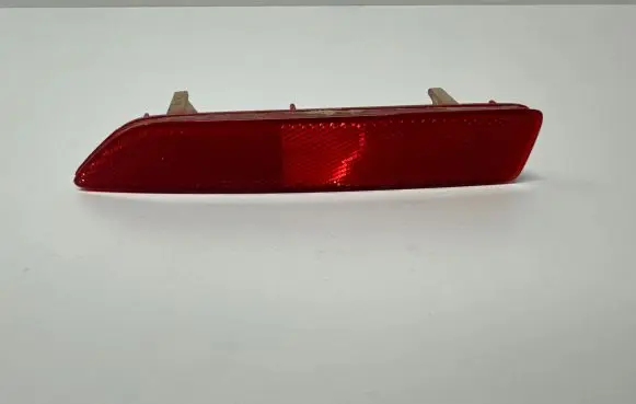 Honda CR-V Rear tail light reflector P6368