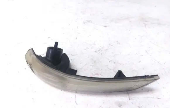 Ford Focus Mirror indicator light 8M5113B382AA