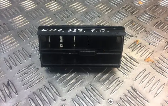 Mercedes-Benz S W126 Dashboard air vent grill cover trim 1268310630 A1268310630