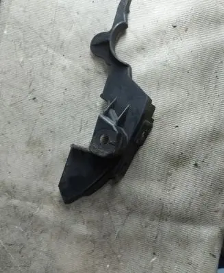 Ford Galaxy Other engine part 3M5Q6D046GC PA66GF30
