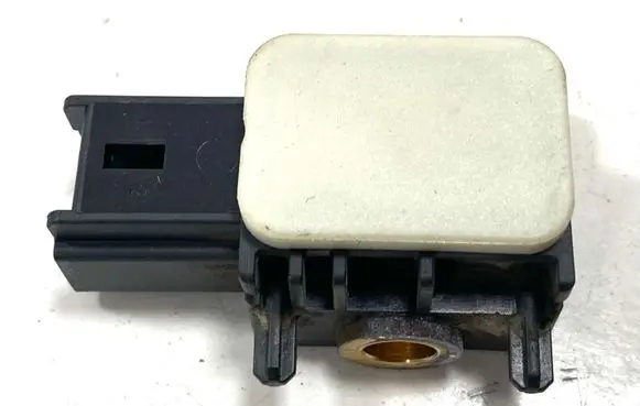 Peugeot 207 Airbag deployment crash/impact sensor 9659186280 502984 240608