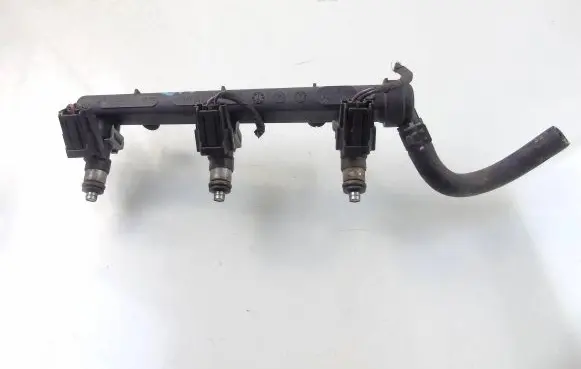 Volkswagen Up Fuel distributor 04C133313N 04C906031D