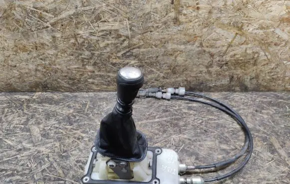 Nissan Tiida C11 Gear shifter/selector
