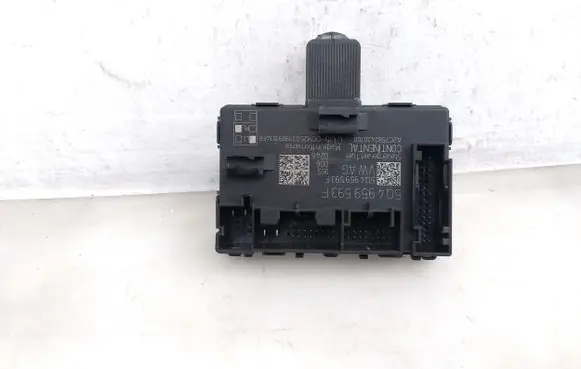 Skoda Karoq Door control unit/module 5Q4959593F