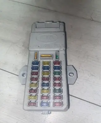 KIA Sorento Fuse box set 91170 Ak0181 02227d