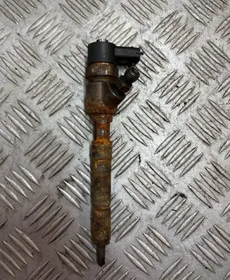 Opel Astra J Fuel injector 0445110326