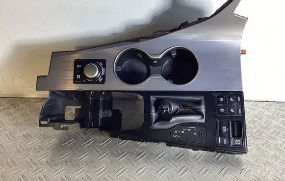 Lexus RX 450H Other center console (tunnel) element 588350E060 GN62114170 5562048170
