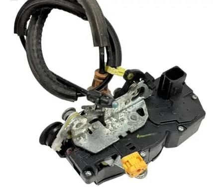 Cadillac Escalade Rear door lock 15896626 15785128 20783857
