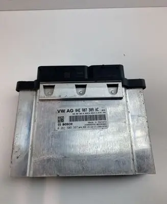 Volkswagen PASSAT B8 Engine control unit/module 04E907309AC