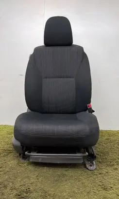 Toyota Auris 150 Front passenger seat