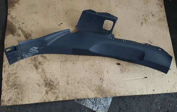 Audi Q7 4M (A) pillar trim 4M0867767G 9008341024