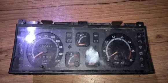 Renault Espace I Speedometer (instrument cluster) 19351698 19351601