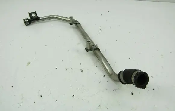 Volkswagen PASSAT B5.5 EGR valve line/pipe/hose 