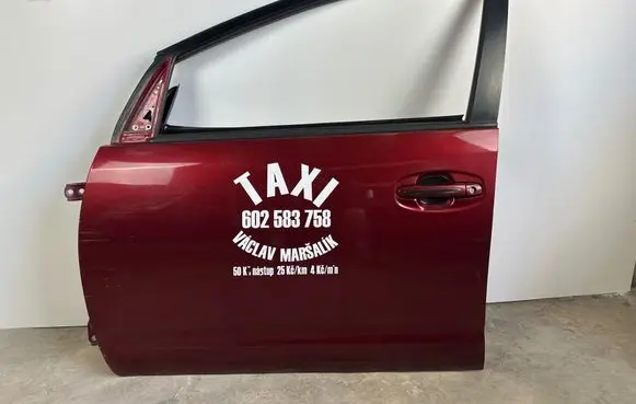 Toyota Prius (XW20) Front door 