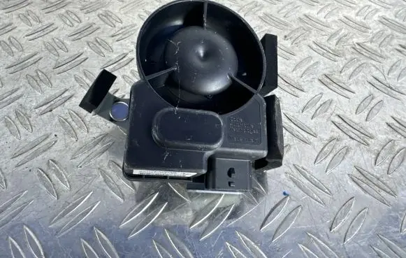 Lexus RC Horn signal 8904024030 2370006230