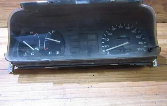 Honda Civic Speedometer (instrument cluster) hr06702