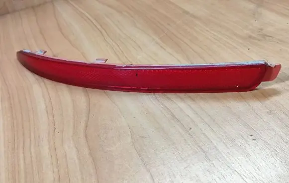 Skoda Octavia Mk2 (1Z) Rear tail light reflector 1ZD945105