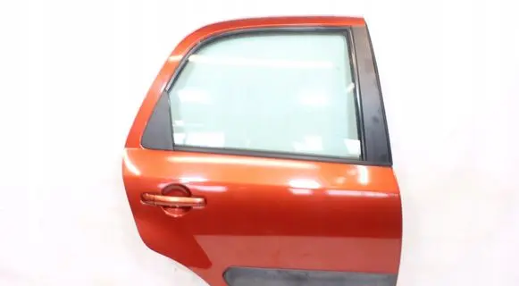 Suzuki SX4 Rear door 