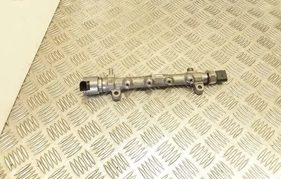 Volkswagen Tiguan Fuel main line pipe 04L089G 0779008 04L130764C