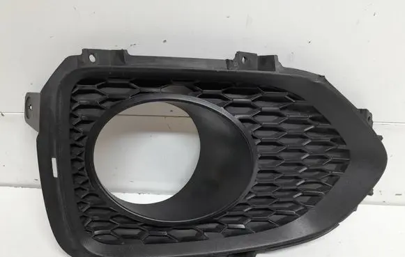 KIA Sorento Front fog light trim/grill 865232P010