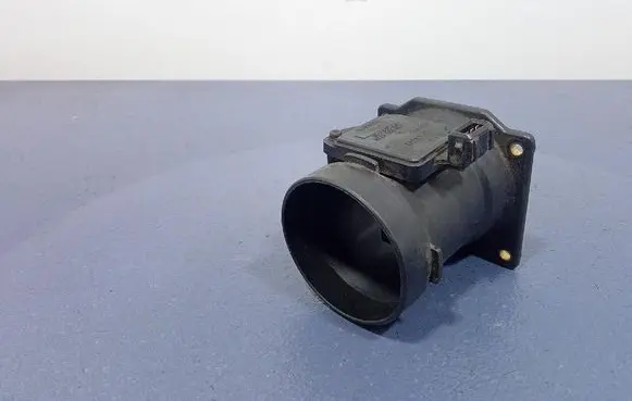 Audi A6 S6 C5 4B Mass air flow meter 078133471C