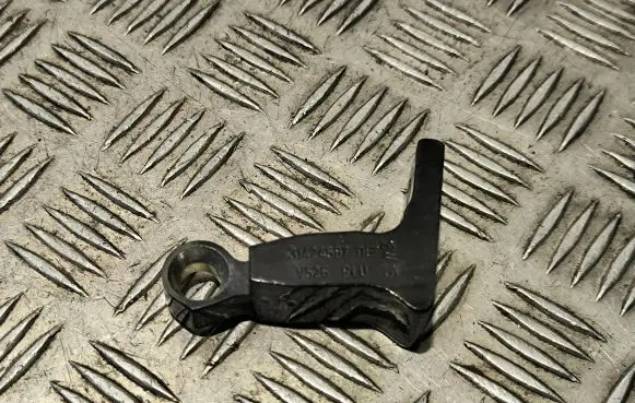 Volvo XC90 Rear door upper hinge 31424587