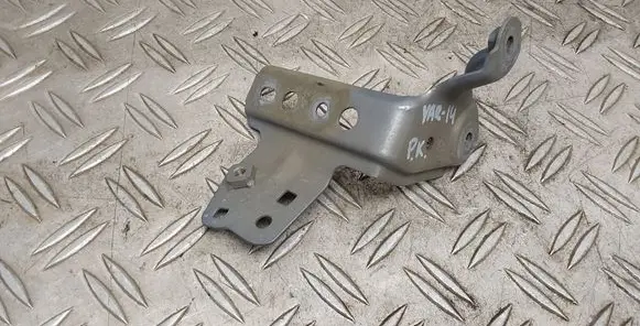 Toyota Yaris Fender mounting bracket 