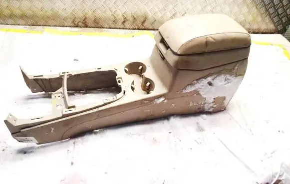 Hyundai Santa Fe Armrest 846812b000 84681-2b000