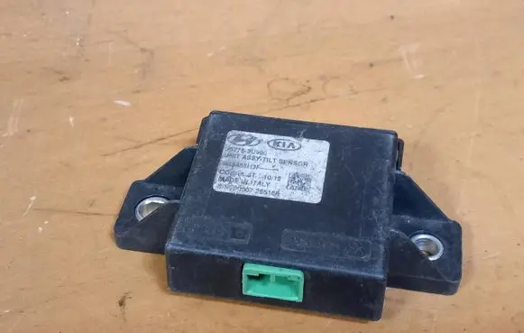 KIA Sportage Front height sensor lever 957753U900