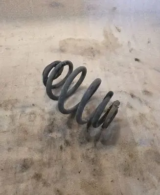 Audi A6 S6 C5 4B Rear coil spring 