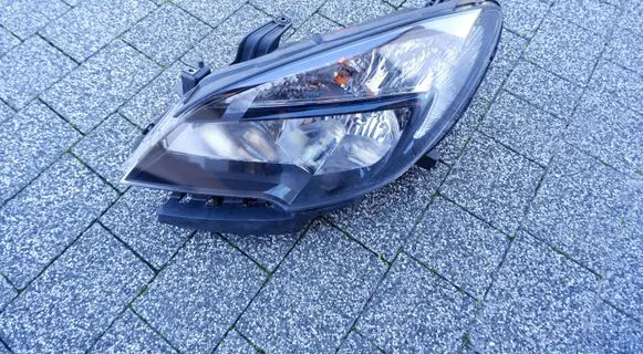 Opel Mokka Headlight/headlamp 95440411