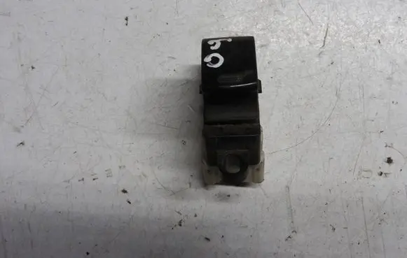 Nissan Micra Quarter vent window switch 