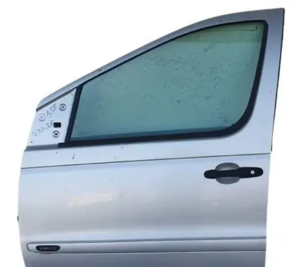 Mercedes-Benz Vaneo W414 Front door