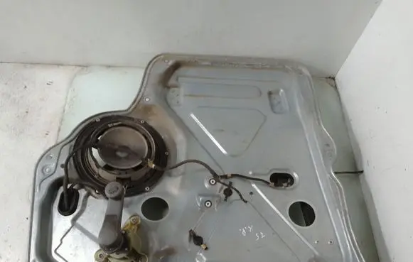 Volkswagen Transporter - Caravelle T5 Front door window regulator with motor