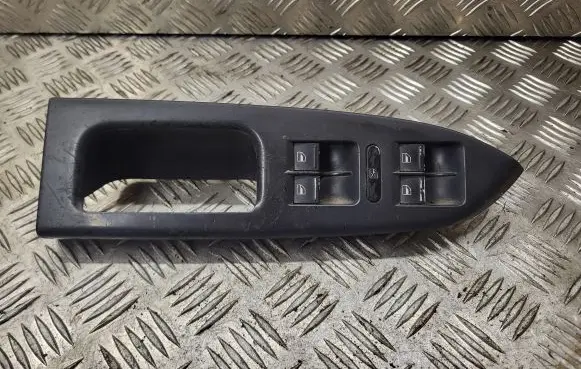 Volkswagen Touran I Electric window control switch 1K4959857
