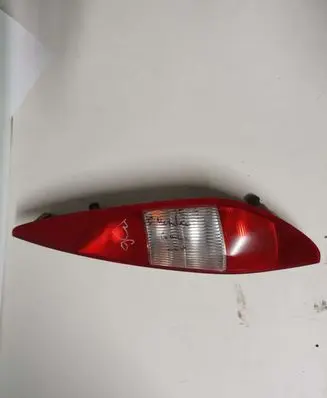 Ford Mondeo Mk III Rear/tail lights 1S7113404C