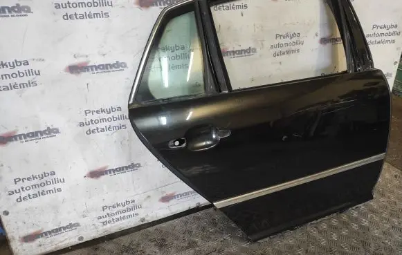Volkswagen Phaeton Rear door