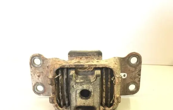 BMW 5 E34 Engine mount bracket 1133555