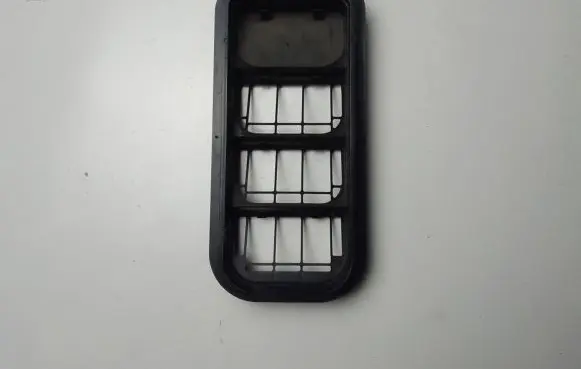 Seat Tarraco Fender grill 7N0819465E