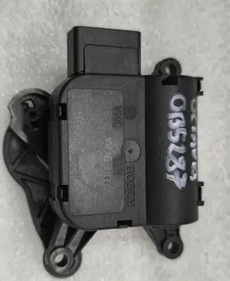 Skoda Octavia Mk2 (1Z) A/C air flow flap actuator/motor 1K1907511B