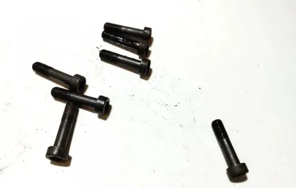 Nuts/bolts