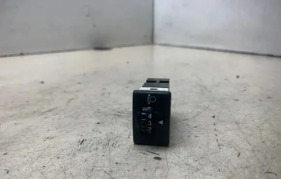 Fiat Ulysse Headlight level height control switch 32932074