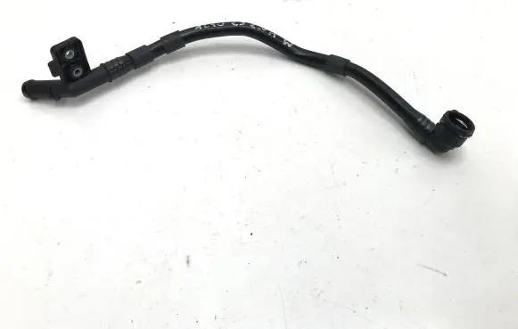 Volvo XC40 Engine coolant pipe/hose 31686213